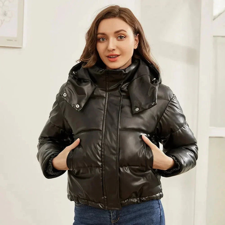 Alicia | Women&