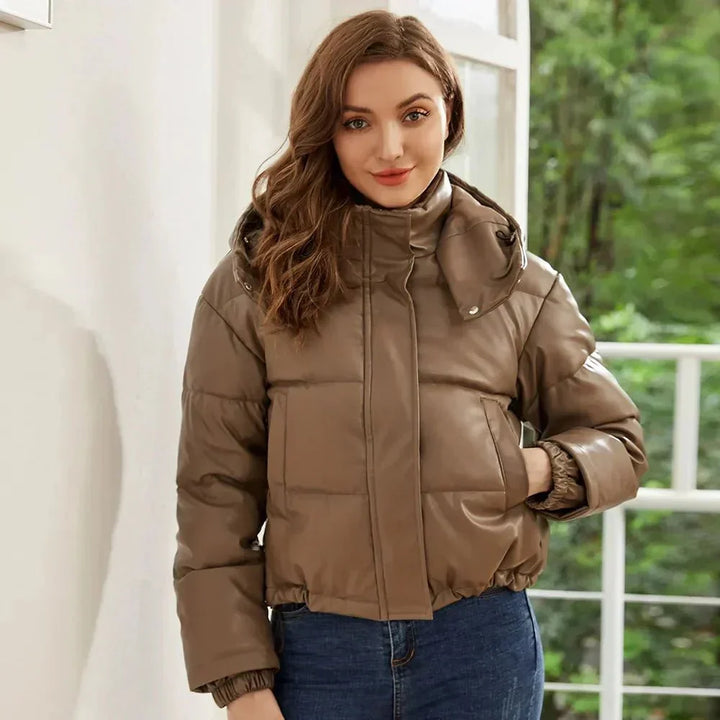Alicia | Women&