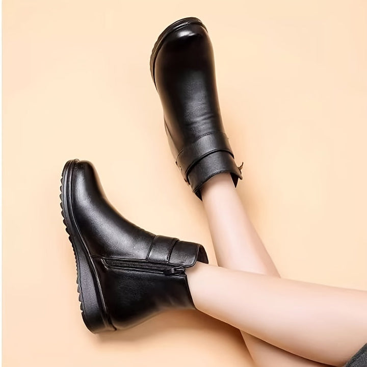 Saskia | Women&