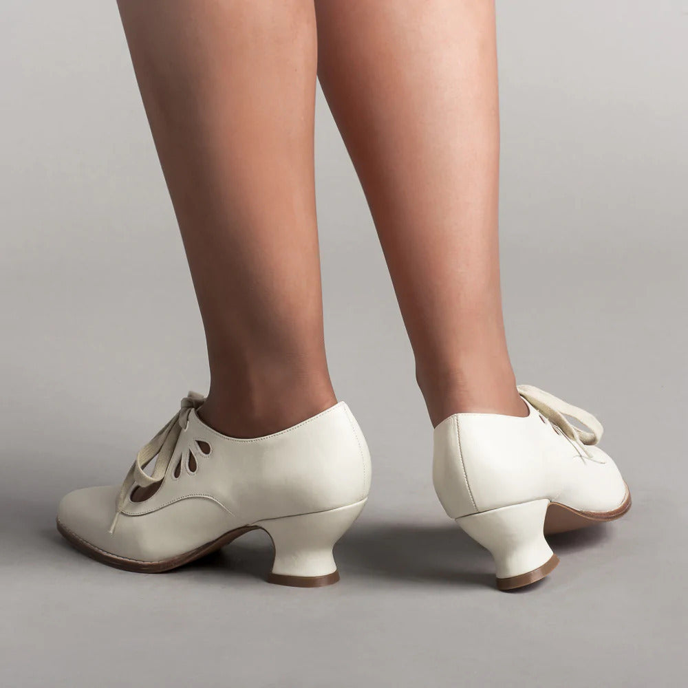 Rhiannon | Women&