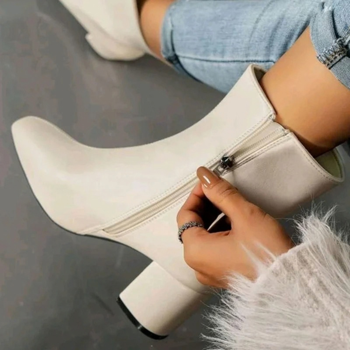 Olivia | Women&