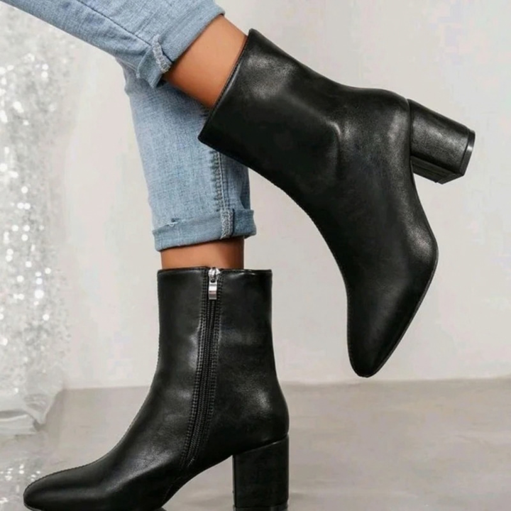 Olivia | Women&