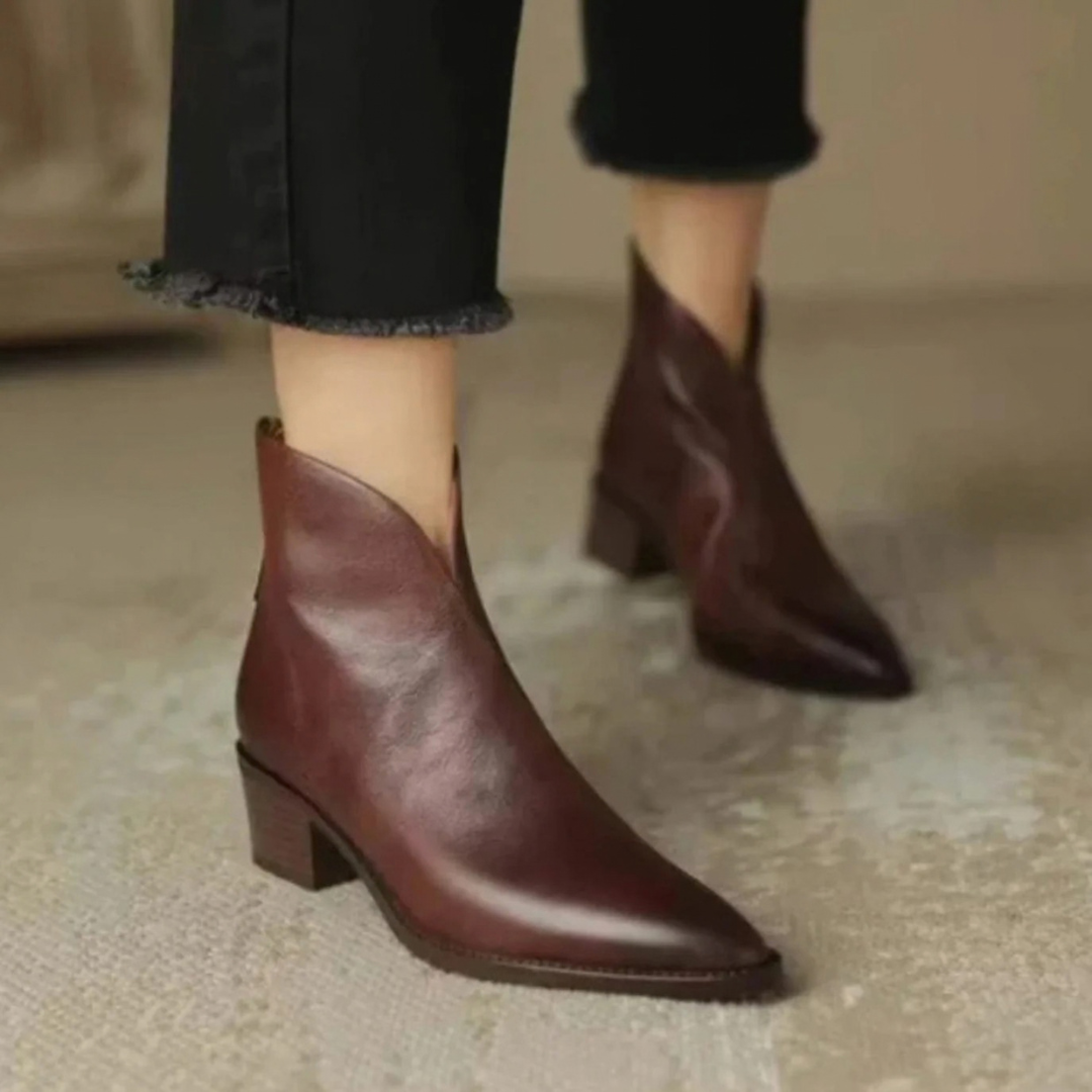 Isabella | Women&